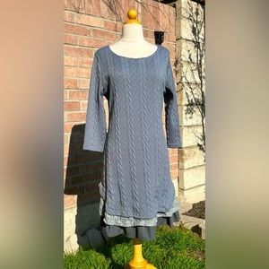 Reborn Gray Three-Hem 3/4 Sleeve Dress